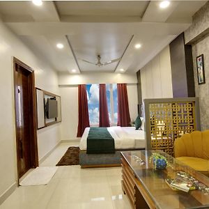 Executive Triple Room